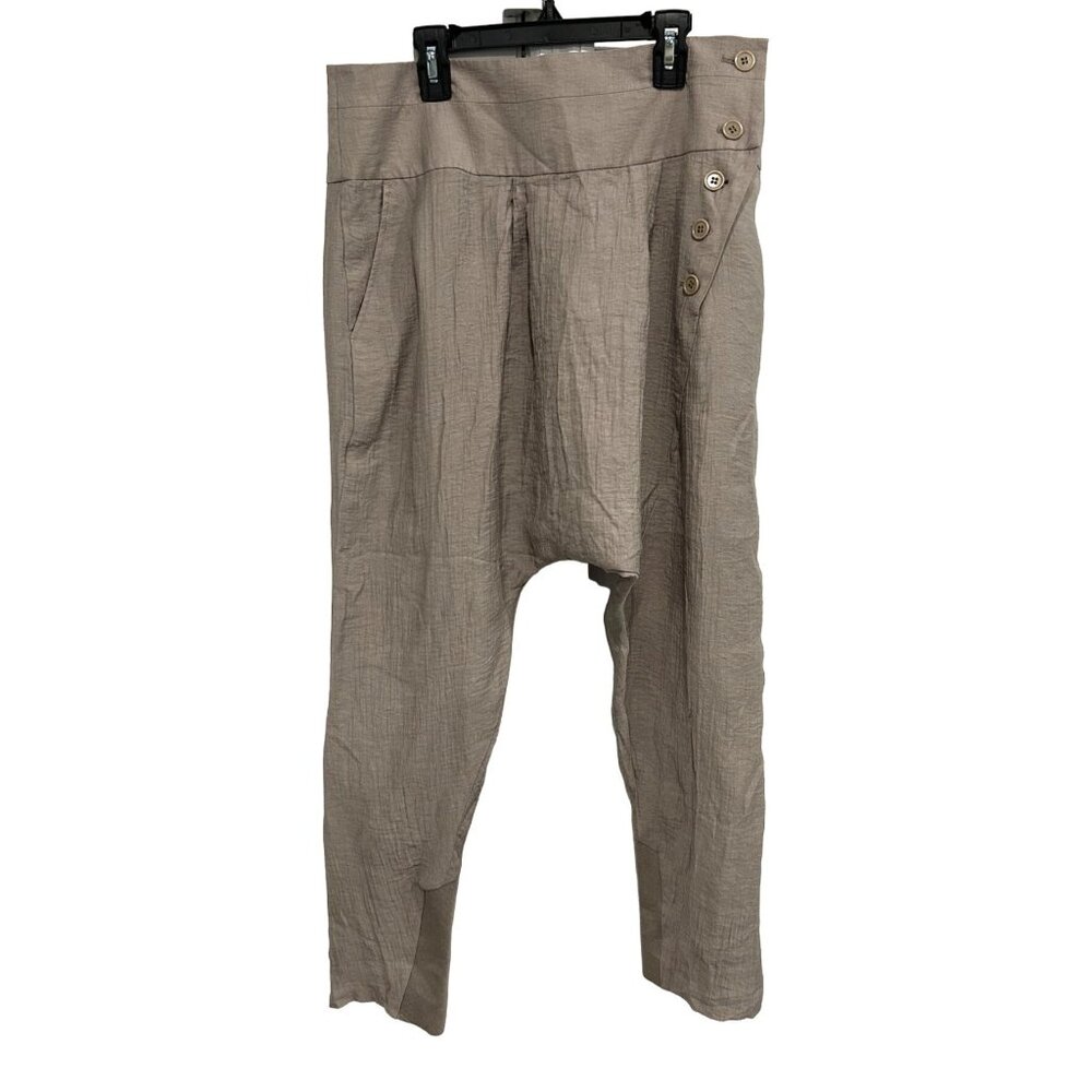 BCBG Maxazria Taupe High Waisted Tapered Pants Button Detail Sz 8
